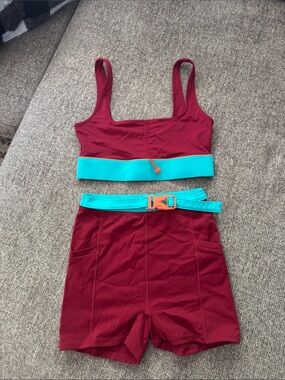 Fabletics Maroon sports bra and Shorts Set with Teal Trim
